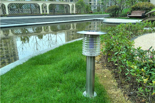 尚科MW05太陽能滅蚊燈用于小區草坪